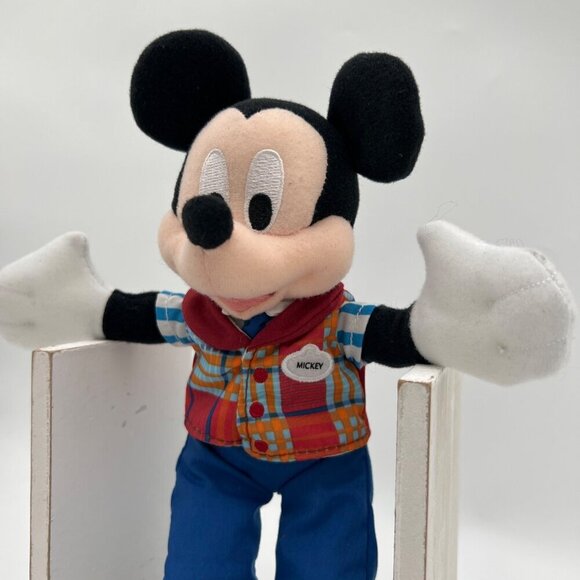 Disney Parks Exclusive Mickey Mouse as Cast Member 10" Plush Toy NWT - Picture 3 of 8